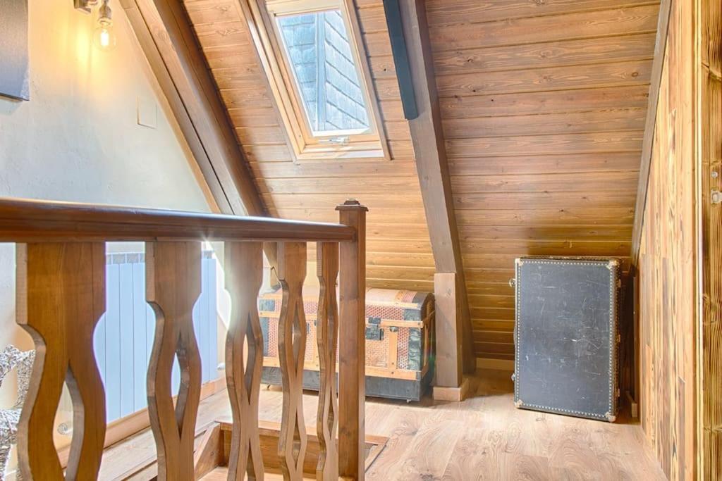 Saplan Real Estate Casa Izadi Apartman Bossòst Kültér fotó